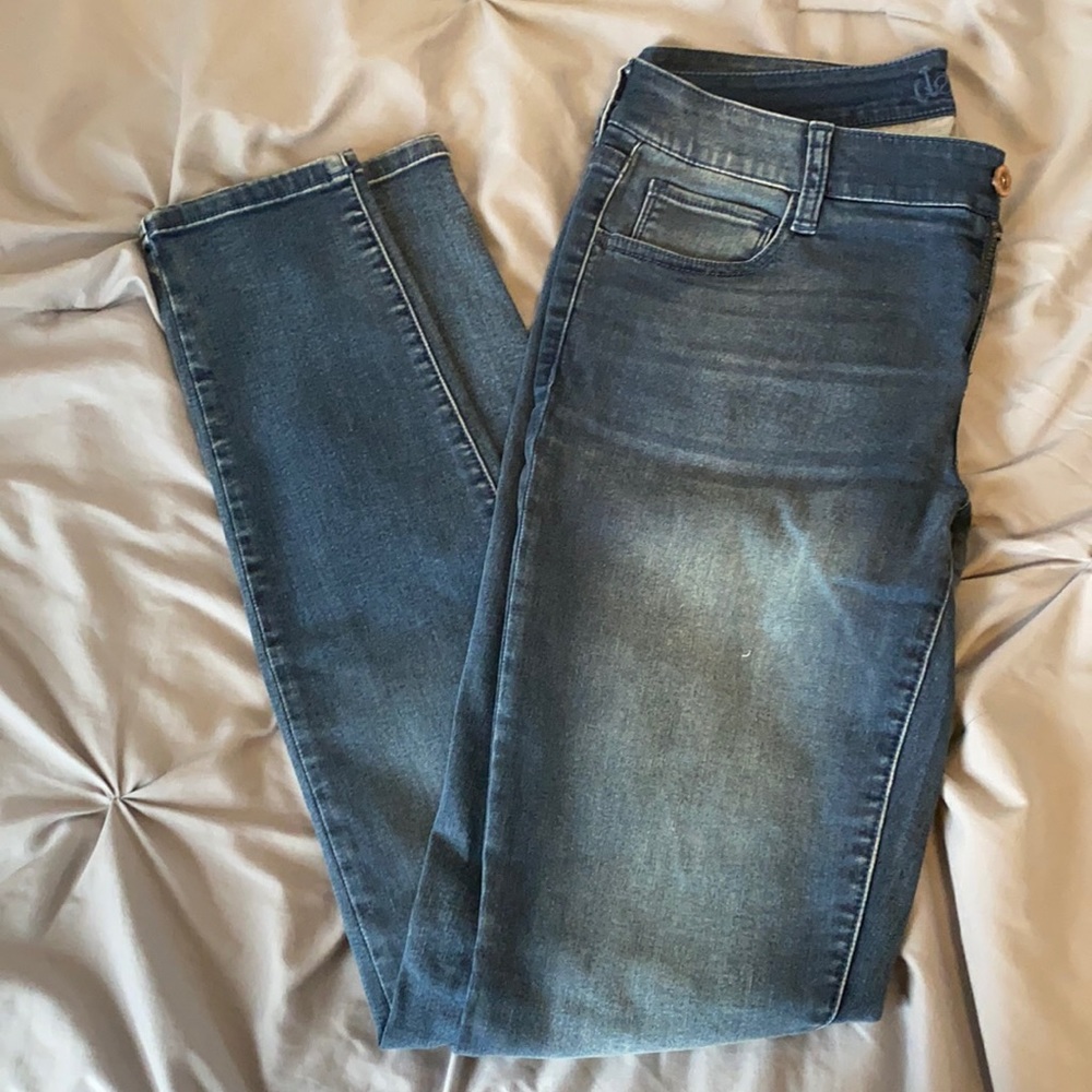 Medium Dark Wash Stretchy Skinny Jeans